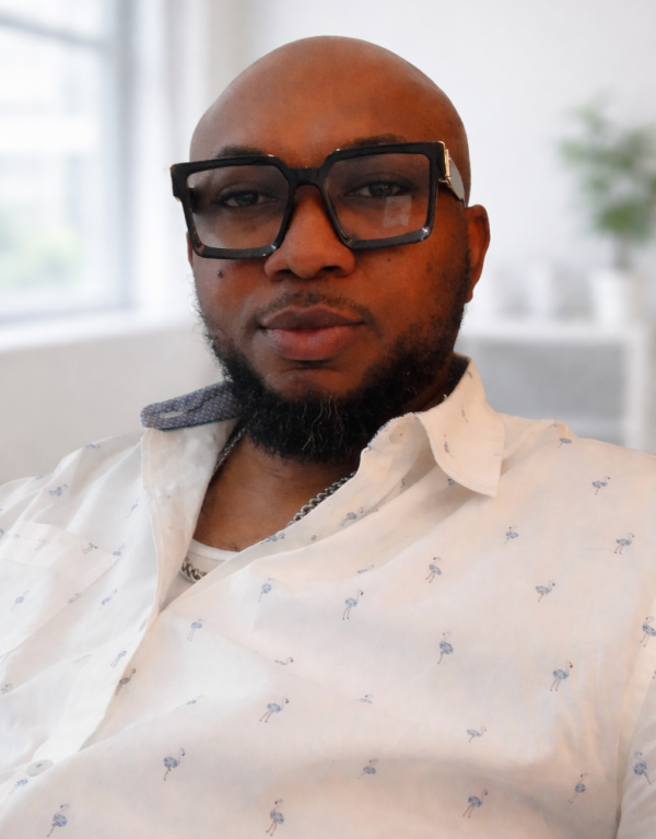 Confident portrait with flamingo details